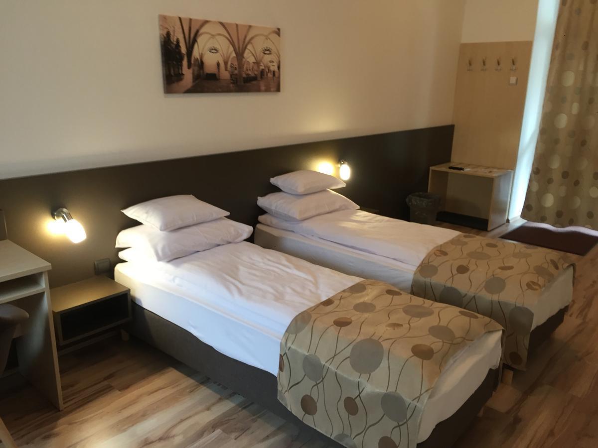 Pizza Tabor Apartman Miskolc Exterior photo